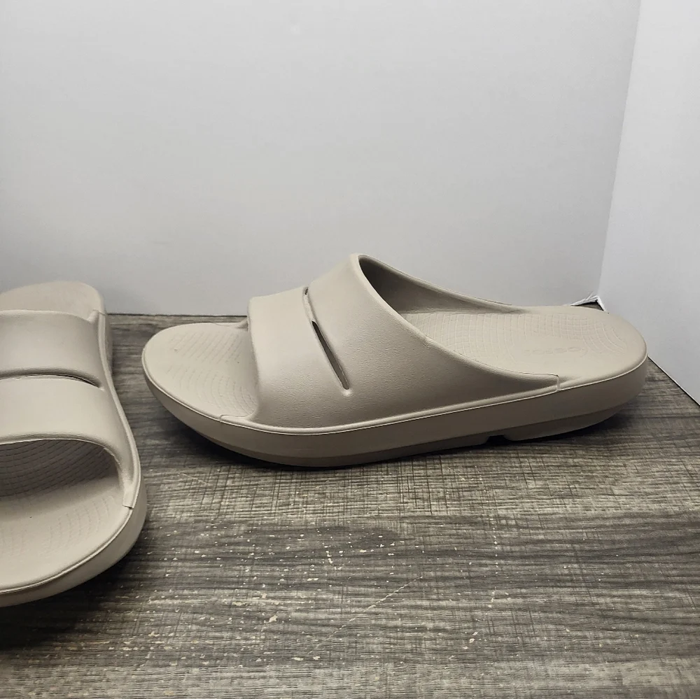 Oofos OOahh Mens Size 11 Recovery Slip-On Slides Beach Sandals Tan_2